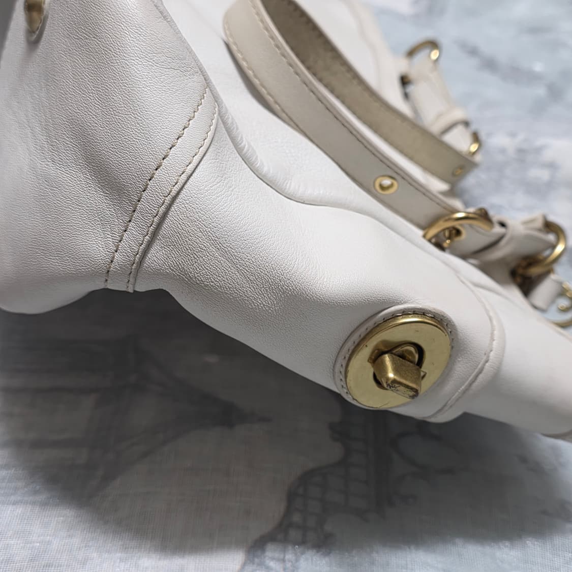 빈티지 코치 Coach 레더 숄더백 y2k 오네갸루 상품이미지6