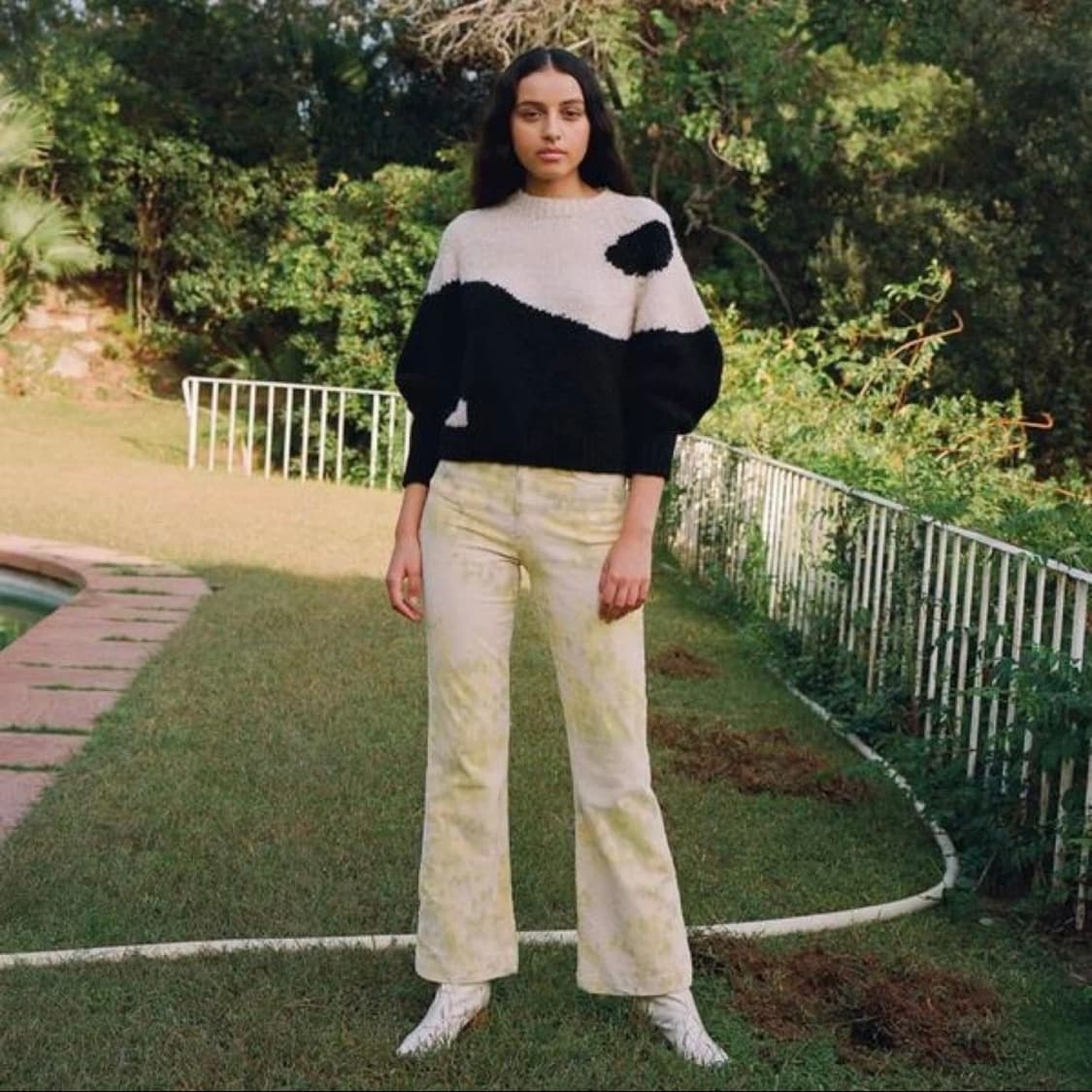 윤승아 착용) 팔로마울 yin yang 스웨터 상품이미지1