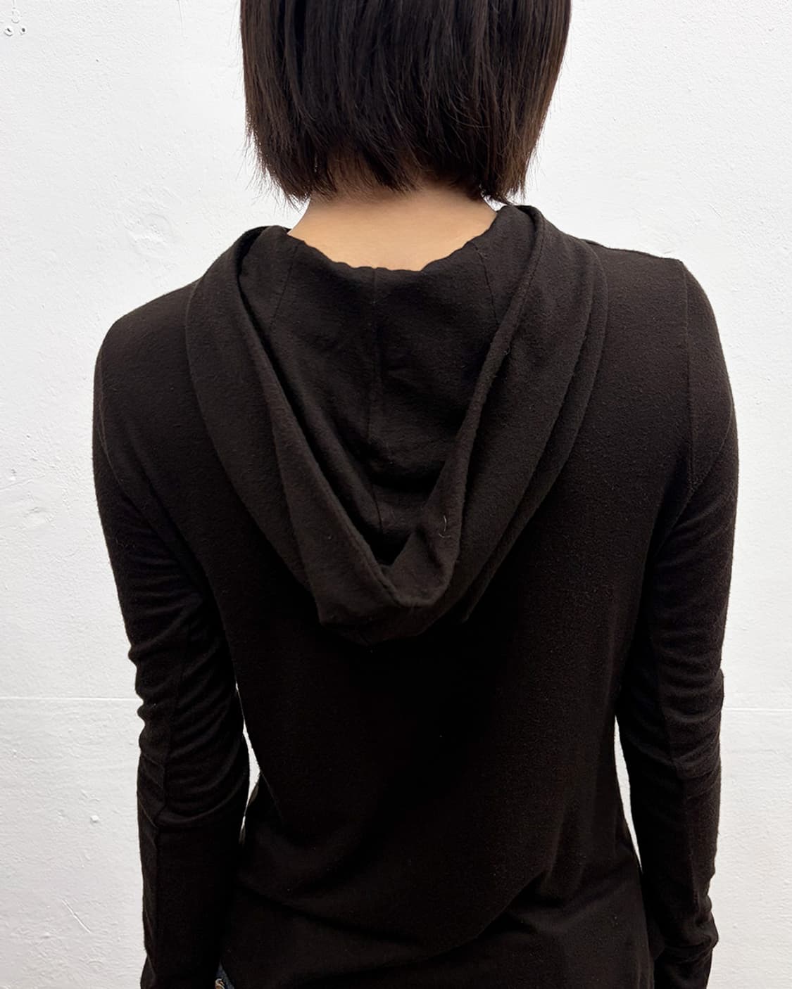 베로니크 브랑퀴뉴 키홀 후드 저지 탑 상품이미지4