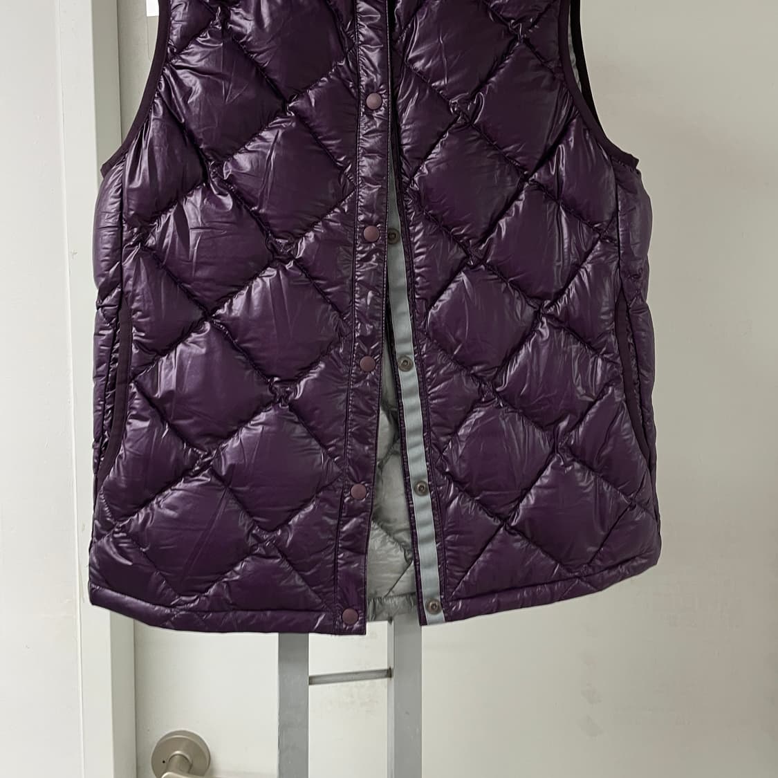 몽벨 패딩 조끼 S 상품이미지3