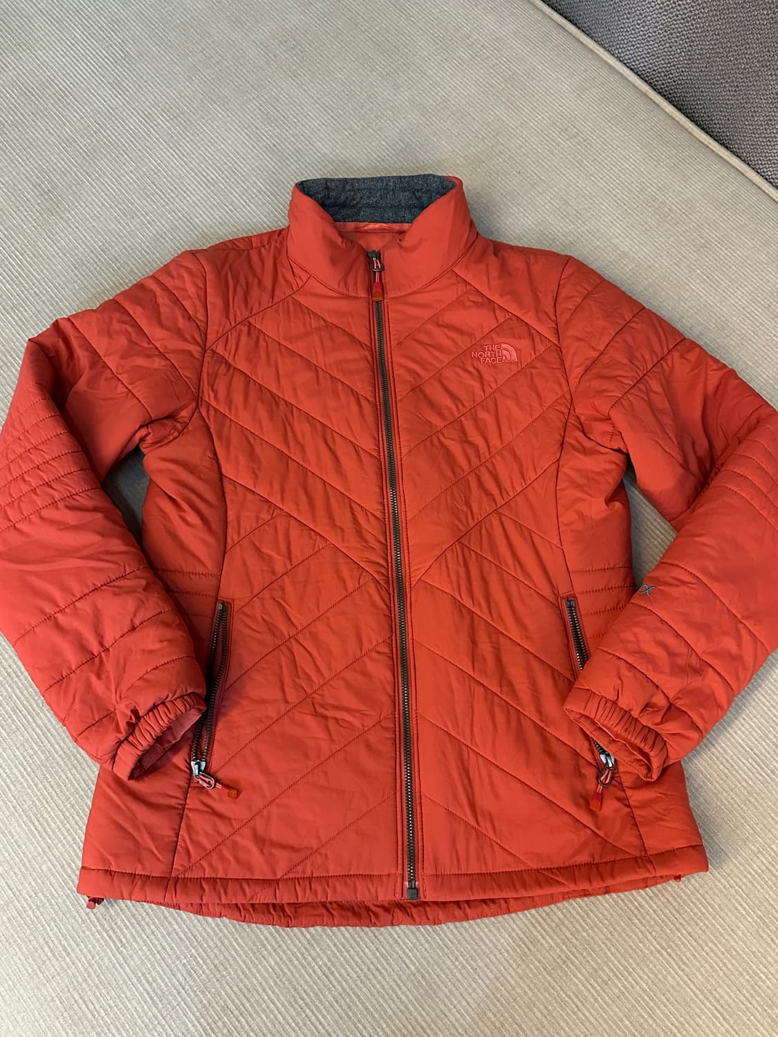 새상품) 노스페이스 여성 경량 패딩 자켓  상품이미지6