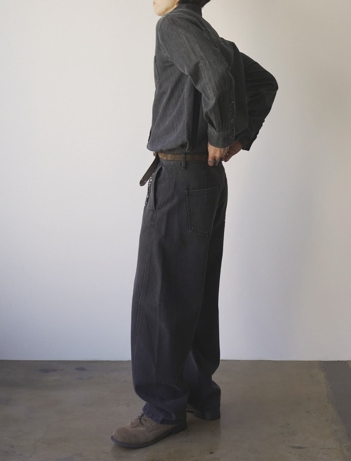 Siiiido 시도 BLACK CURVED LINE DENIM JEANS 상품이미지3