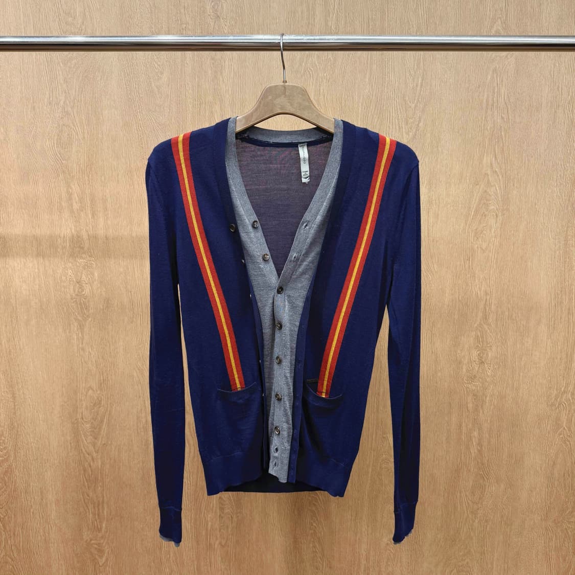 디스퀘어드2 컬러 스트라이프 배색 레이어드 브이넥 버튼 가디건 네이비 상품이미지2
