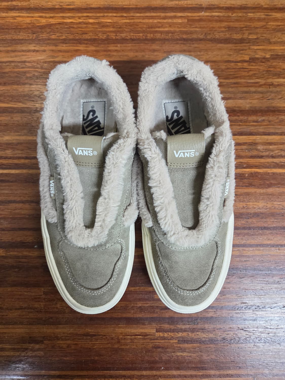 반스 매버릭 퍼 슬립온 슈즈 235 상품이미지2