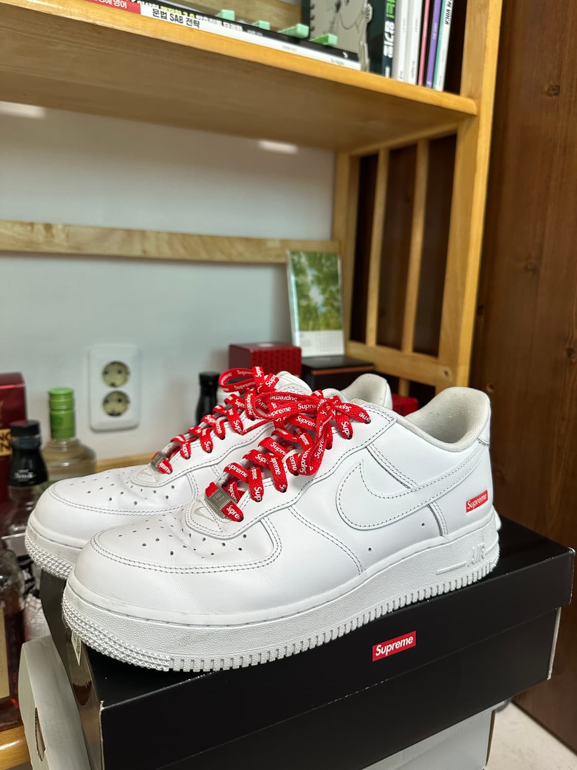 나이키 에어포스 로우 슈프림 화이트 260 상품이미지1