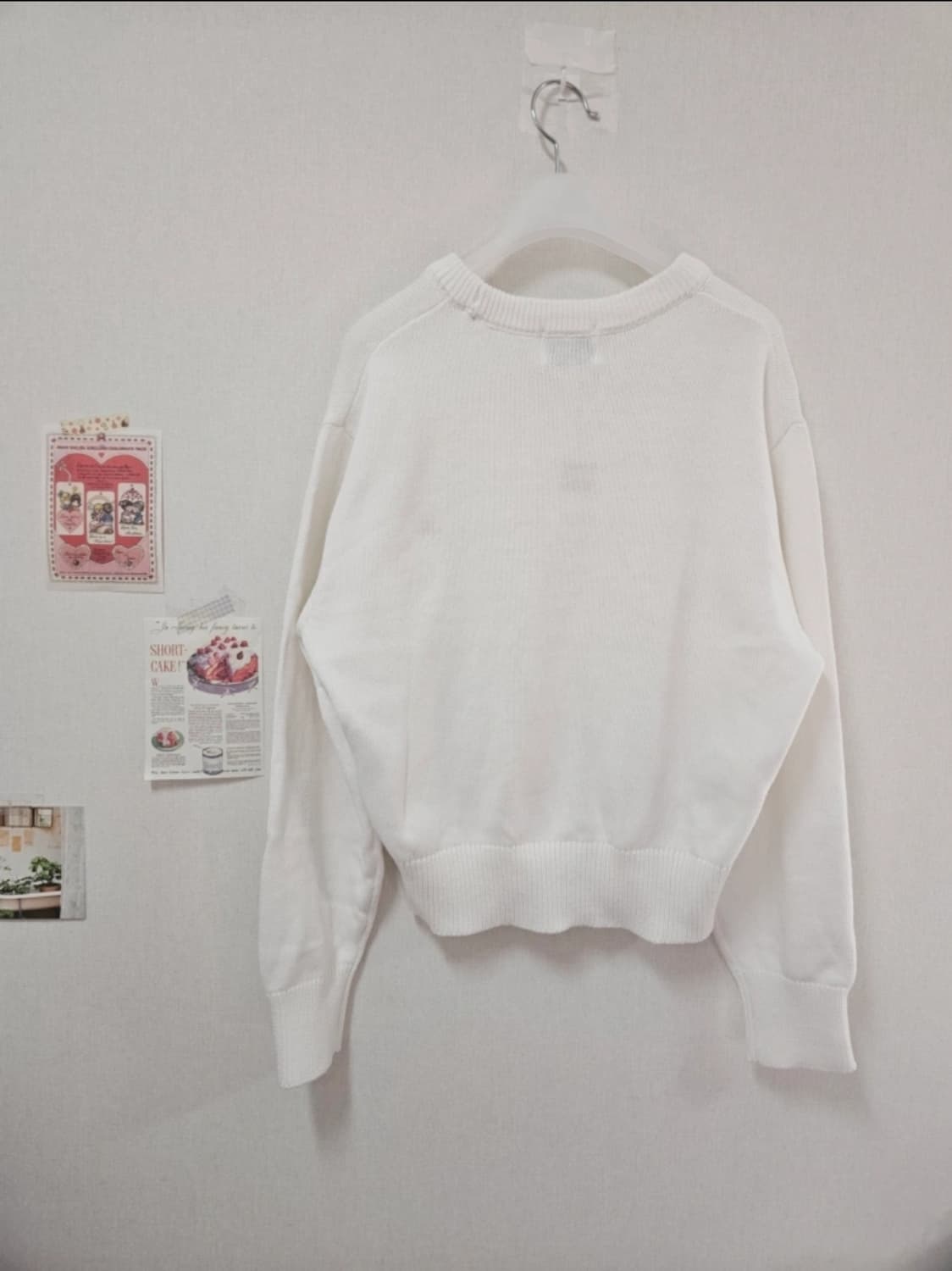 [새상품] 몽돌 세미 크롭 라운드 면니트 상품이미지3