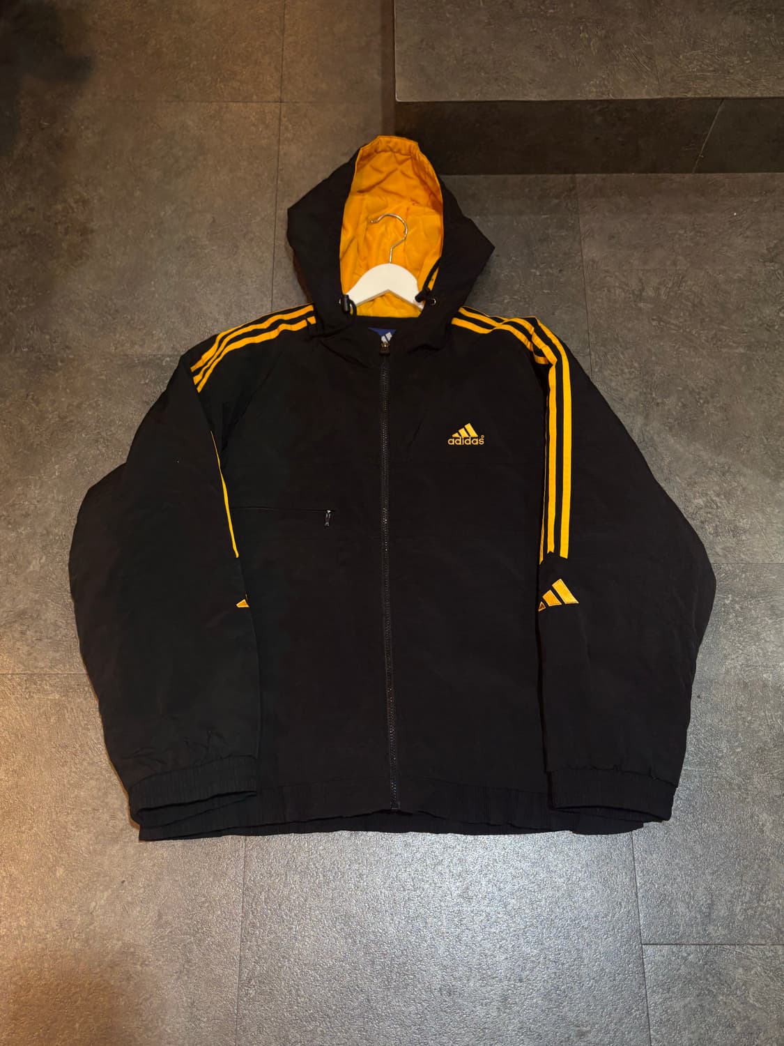 아디다스 올드스쿨 점퍼 105사이즈 상품이미지2