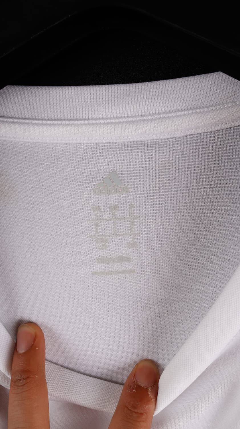 아디다스 흰색 반팔티셔츠 상품이미지2