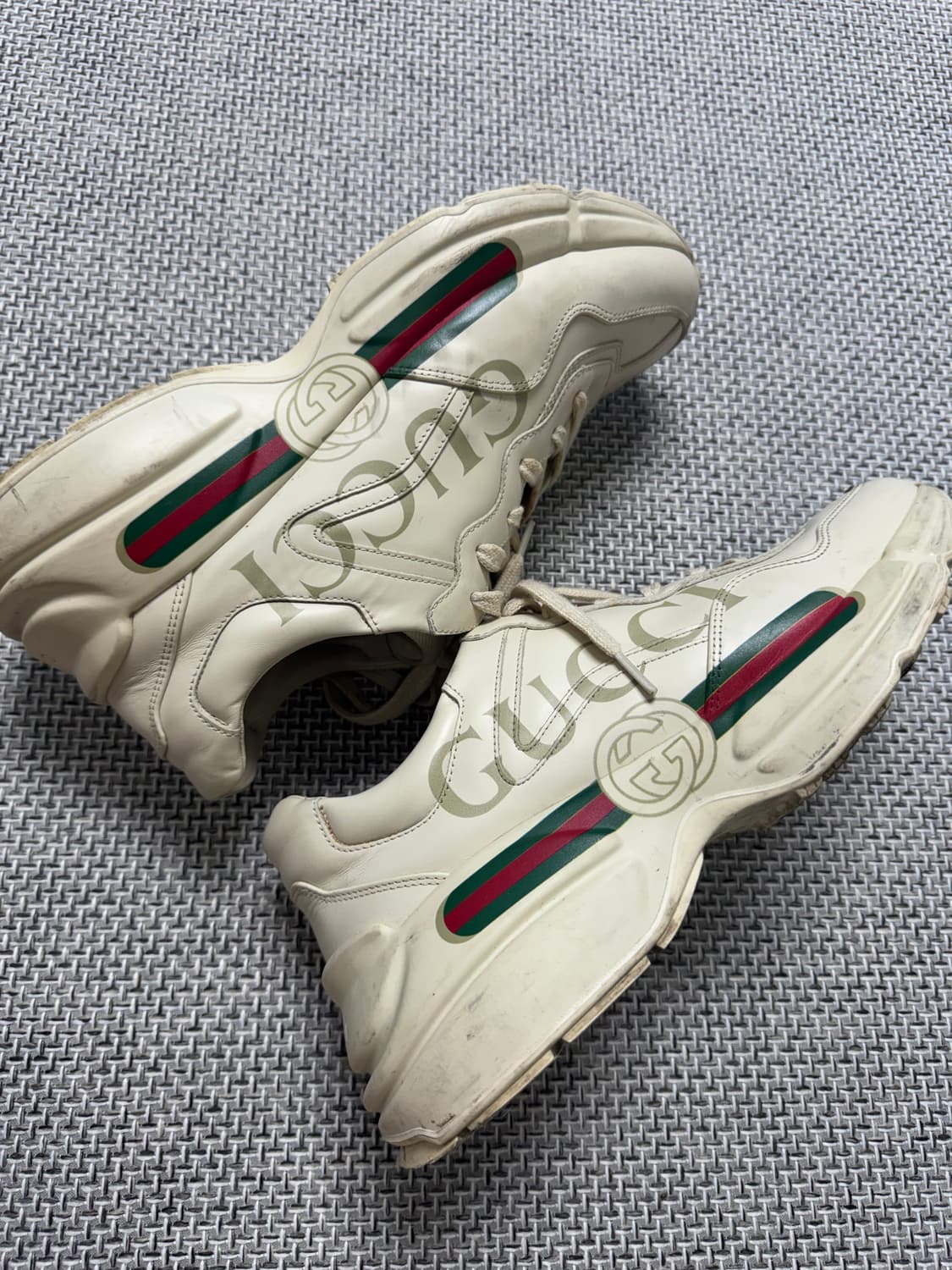 구찌 라이톤 띠로고 아이보리 스니커즈 신발 상품이미지6