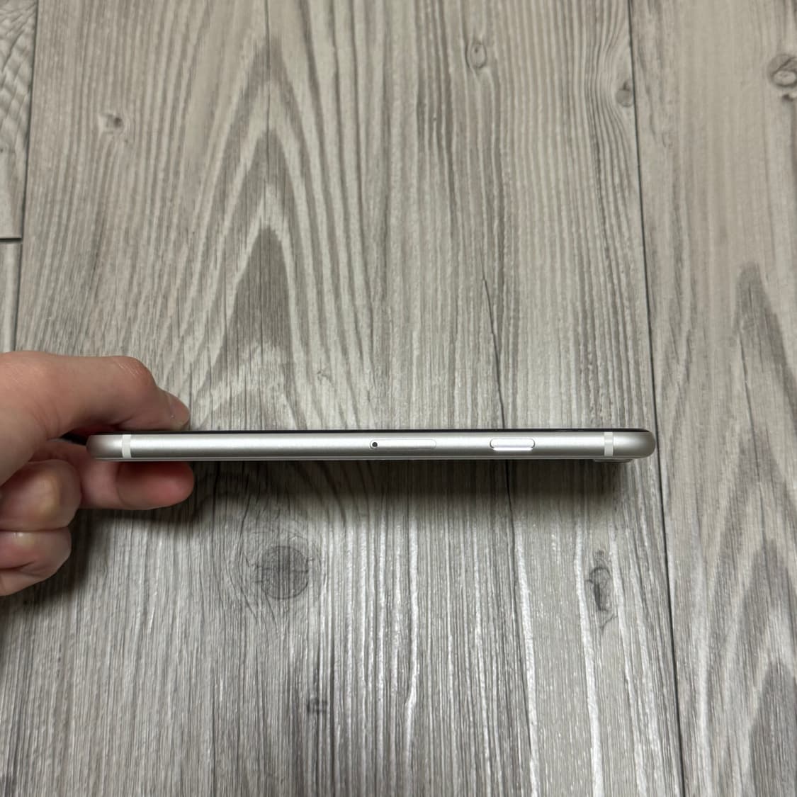 아이폰se3 128기가 화이트 상품이미지4