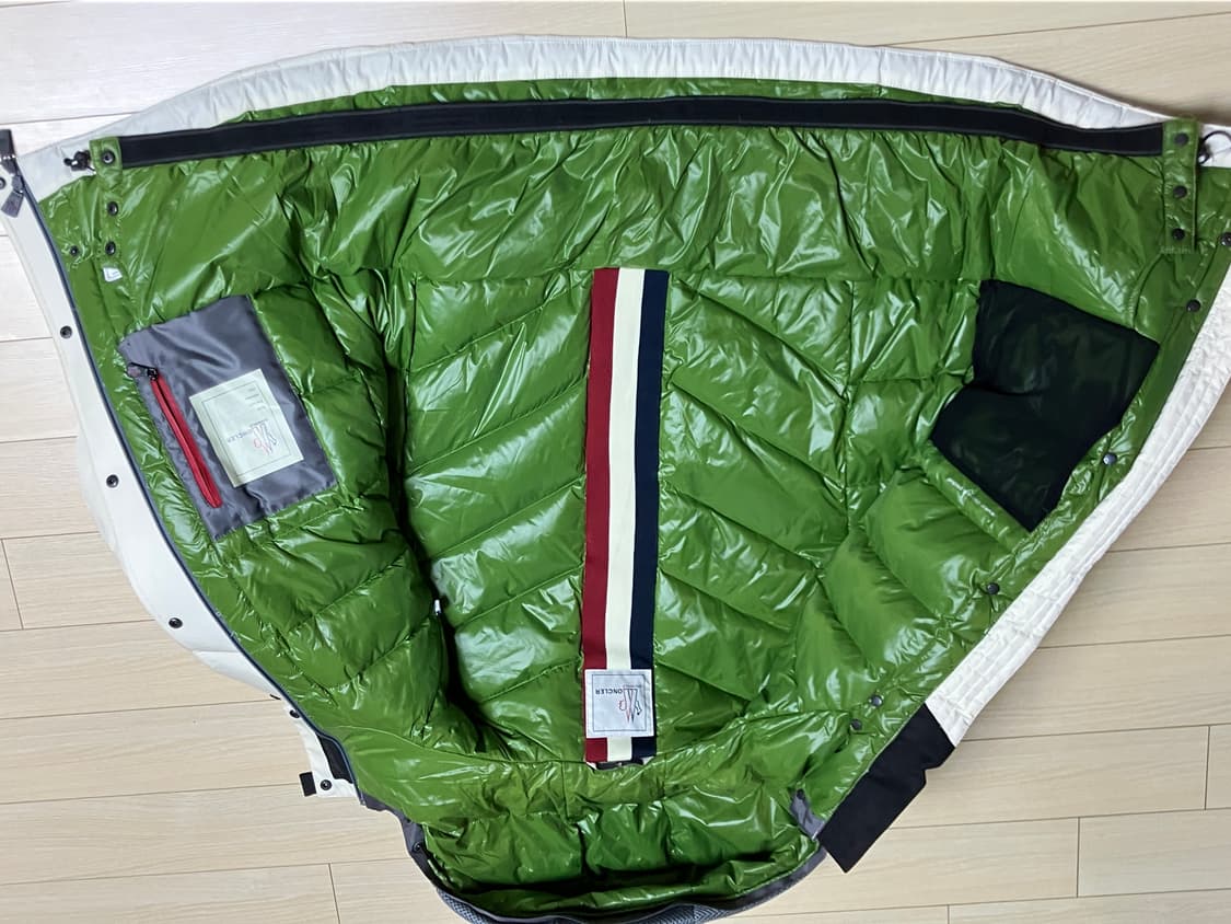 몽클레어 그레노블 오리털 보드복 상품이미지3