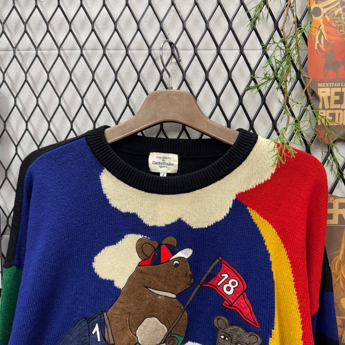 00s 까스텔바작 스포츠 전면 애니멀 골프 그래픽 포인트 레드 블랙 상품이미지3