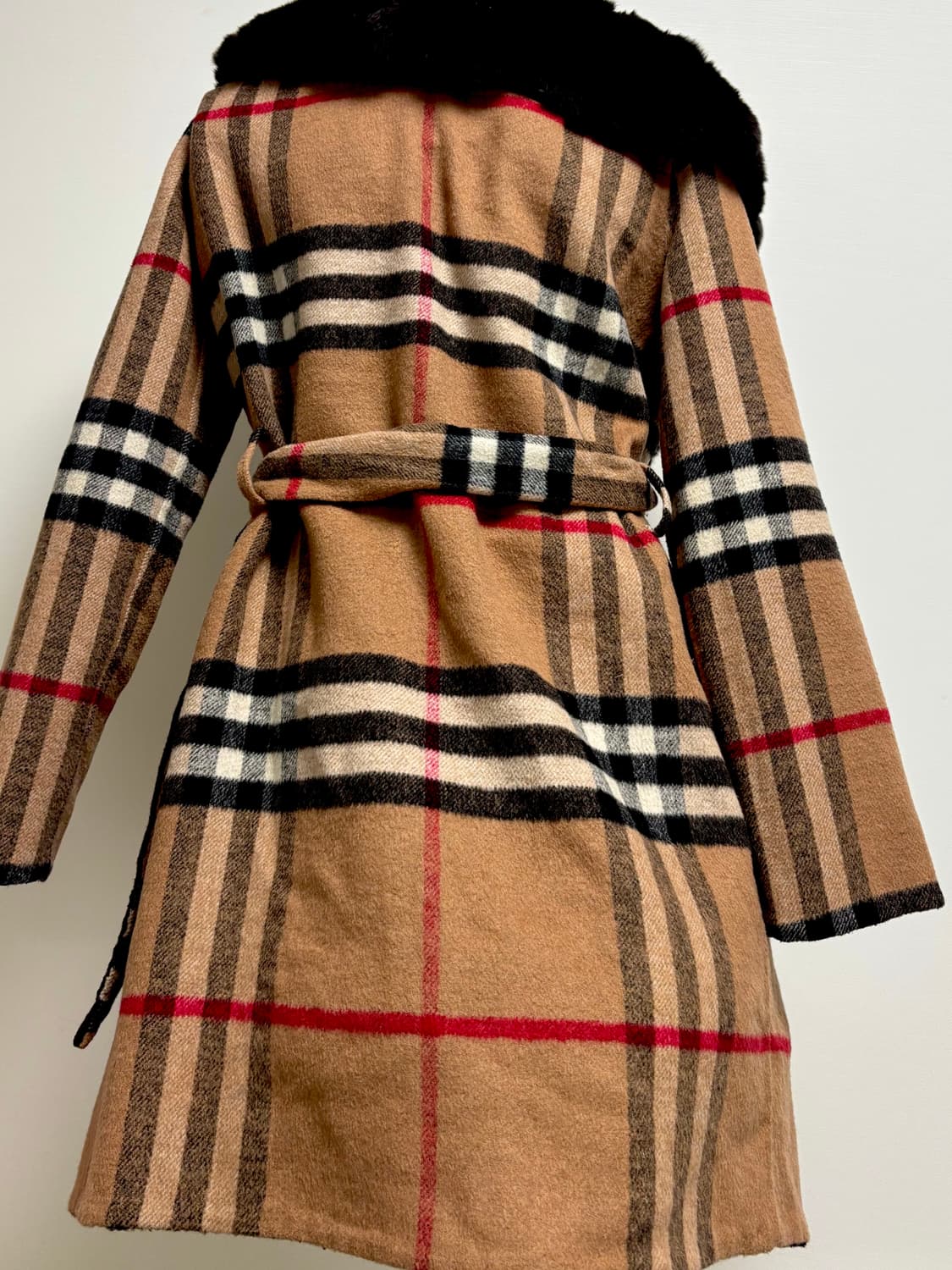 정품 .버버리. 코트. 38사이즈. 66. 상품이미지4