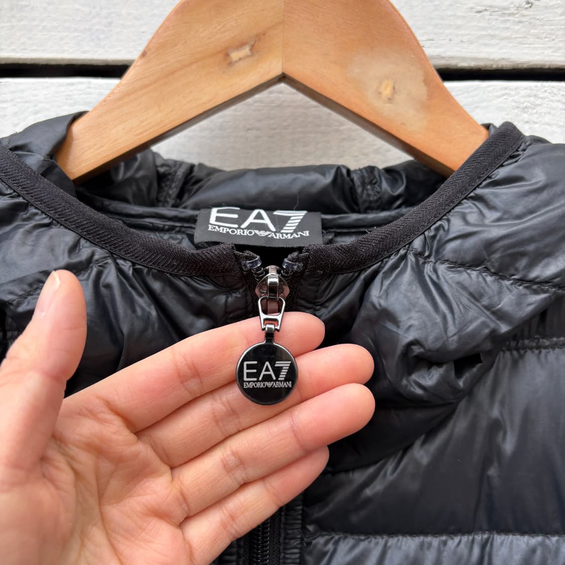 Emporio Armani 엠포리오 아르마니 경량패딩 상품이미지4