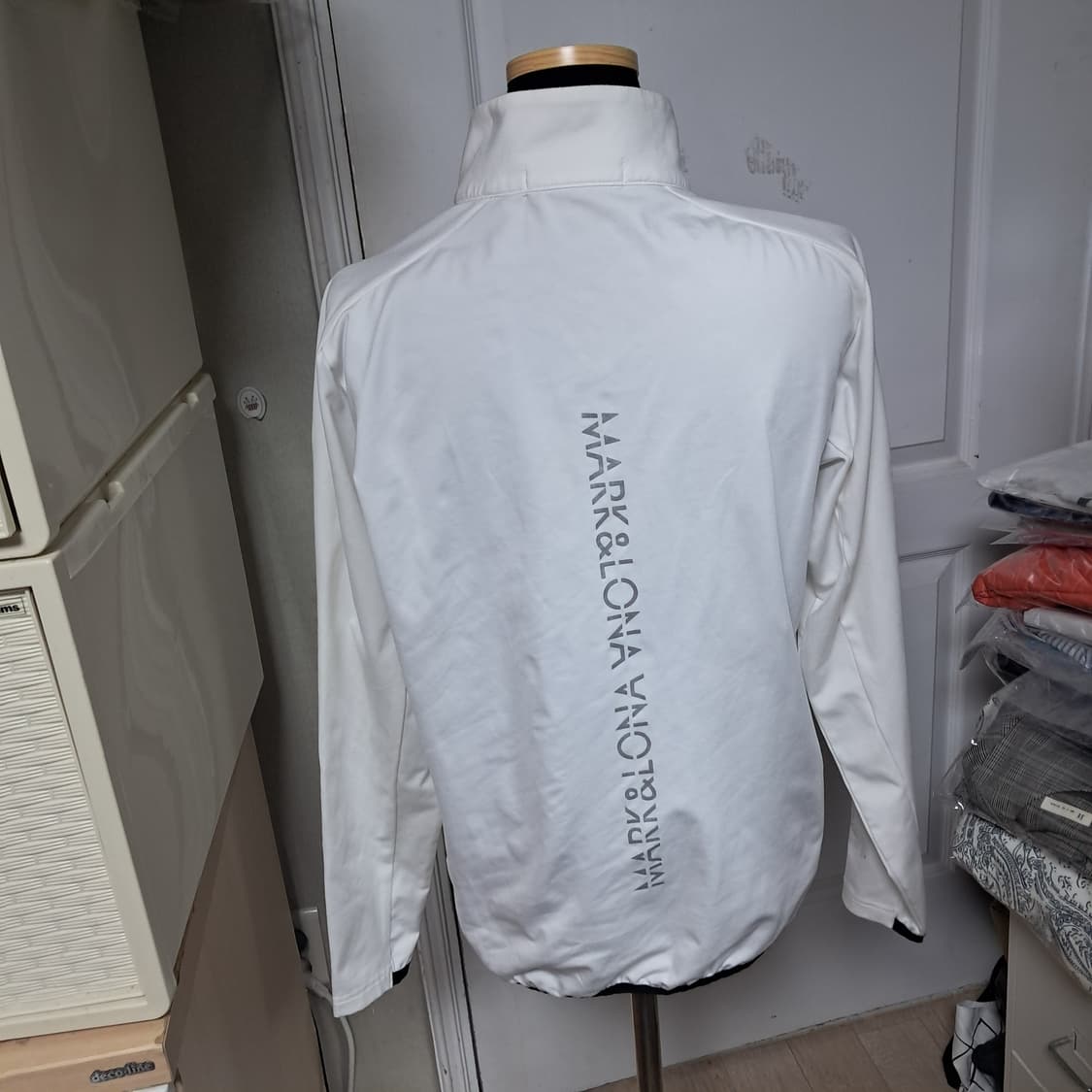 마크앤로나 정품 남성 골프 하프 집업 티셔츠 M 상품이미지3