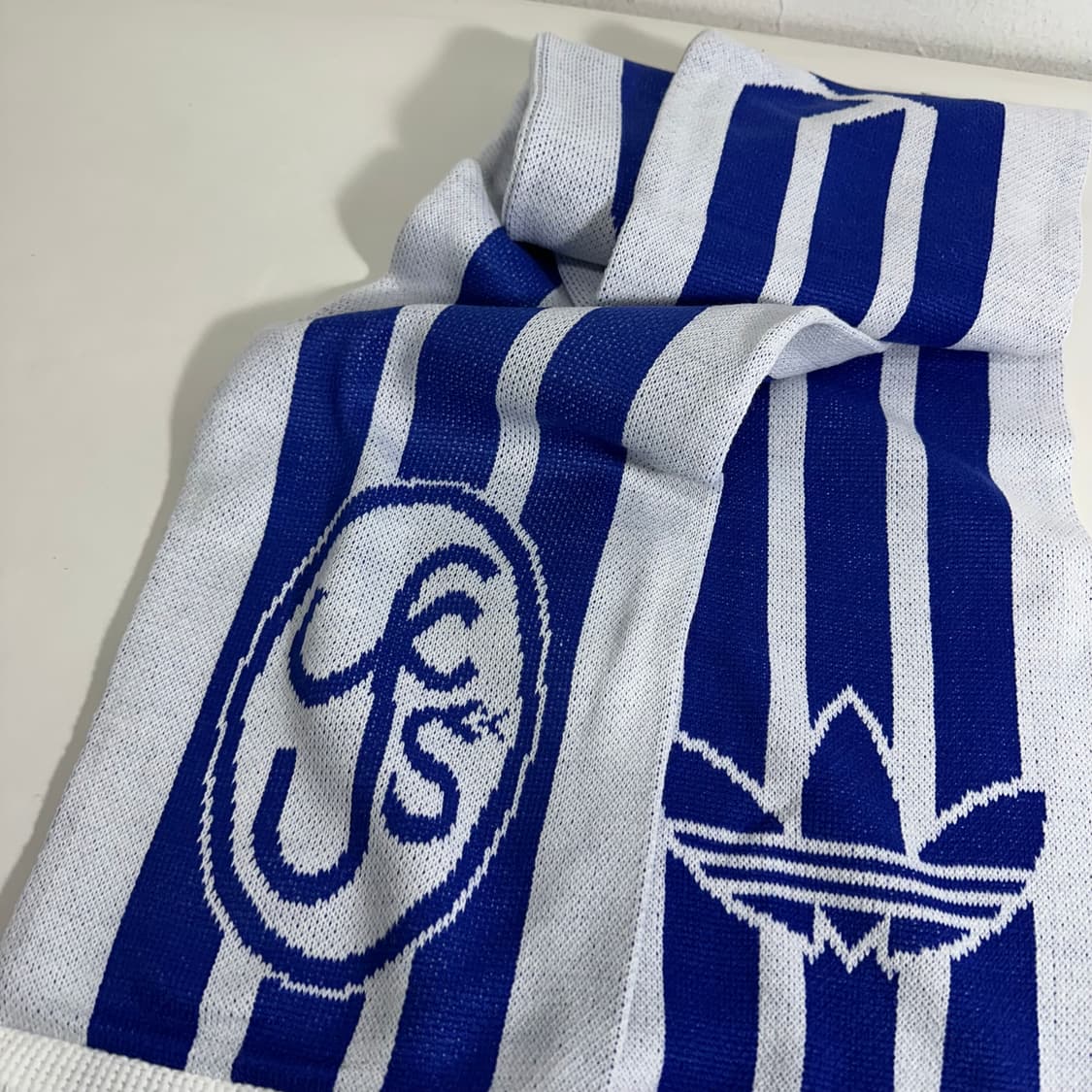 OS 아디다스 X 예스아이씨 머플러 상품이미지2