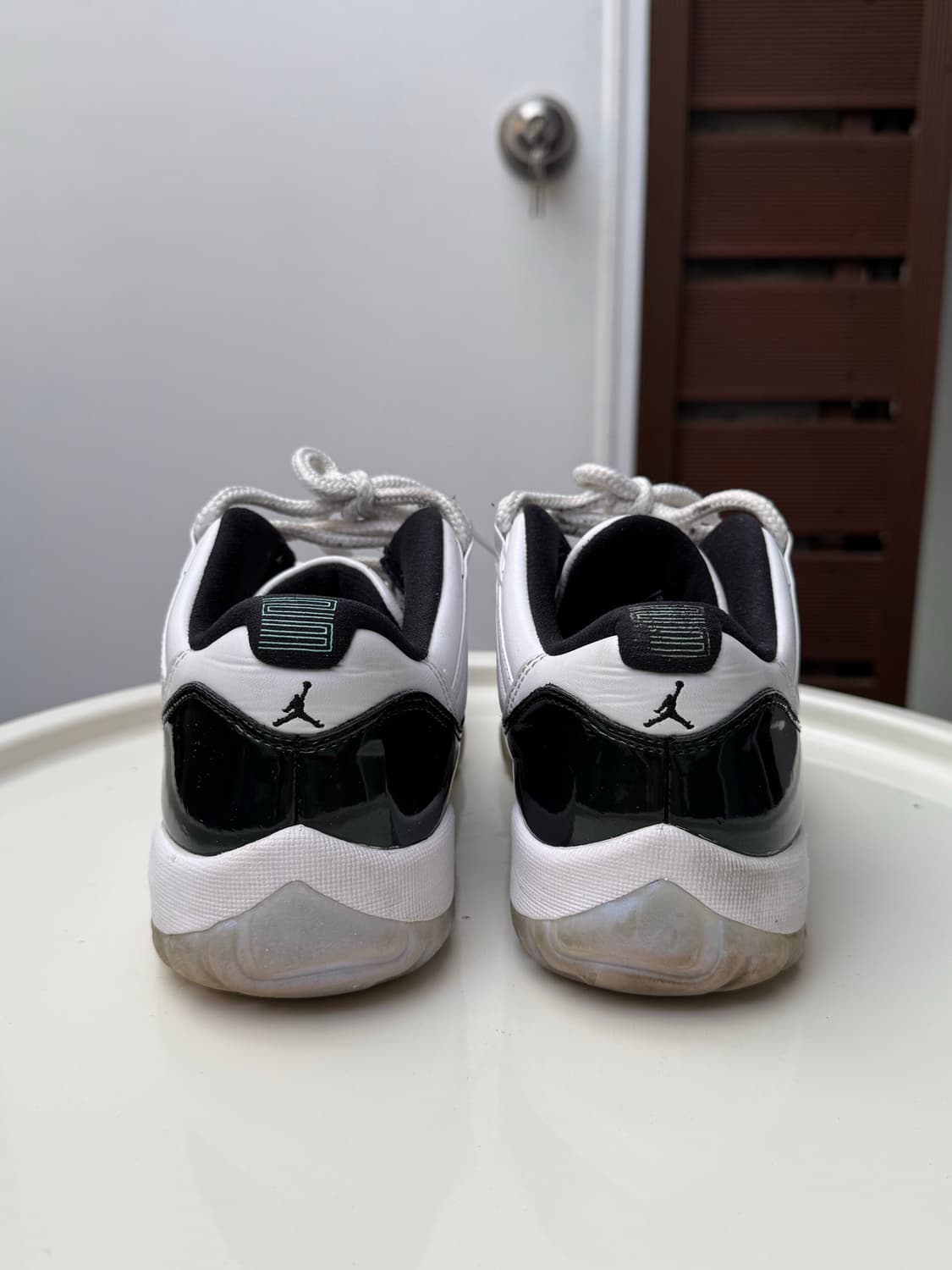 나이키 조던 11 레트로 로우 이리디센트 상품이미지5