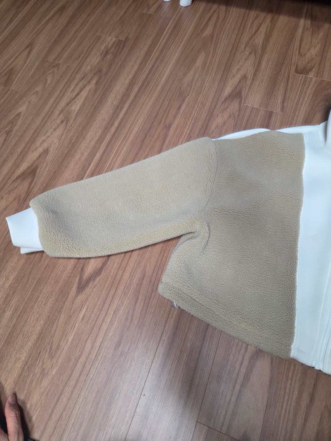 자라 여성 크롭후리스 XS-S 상품이미지4