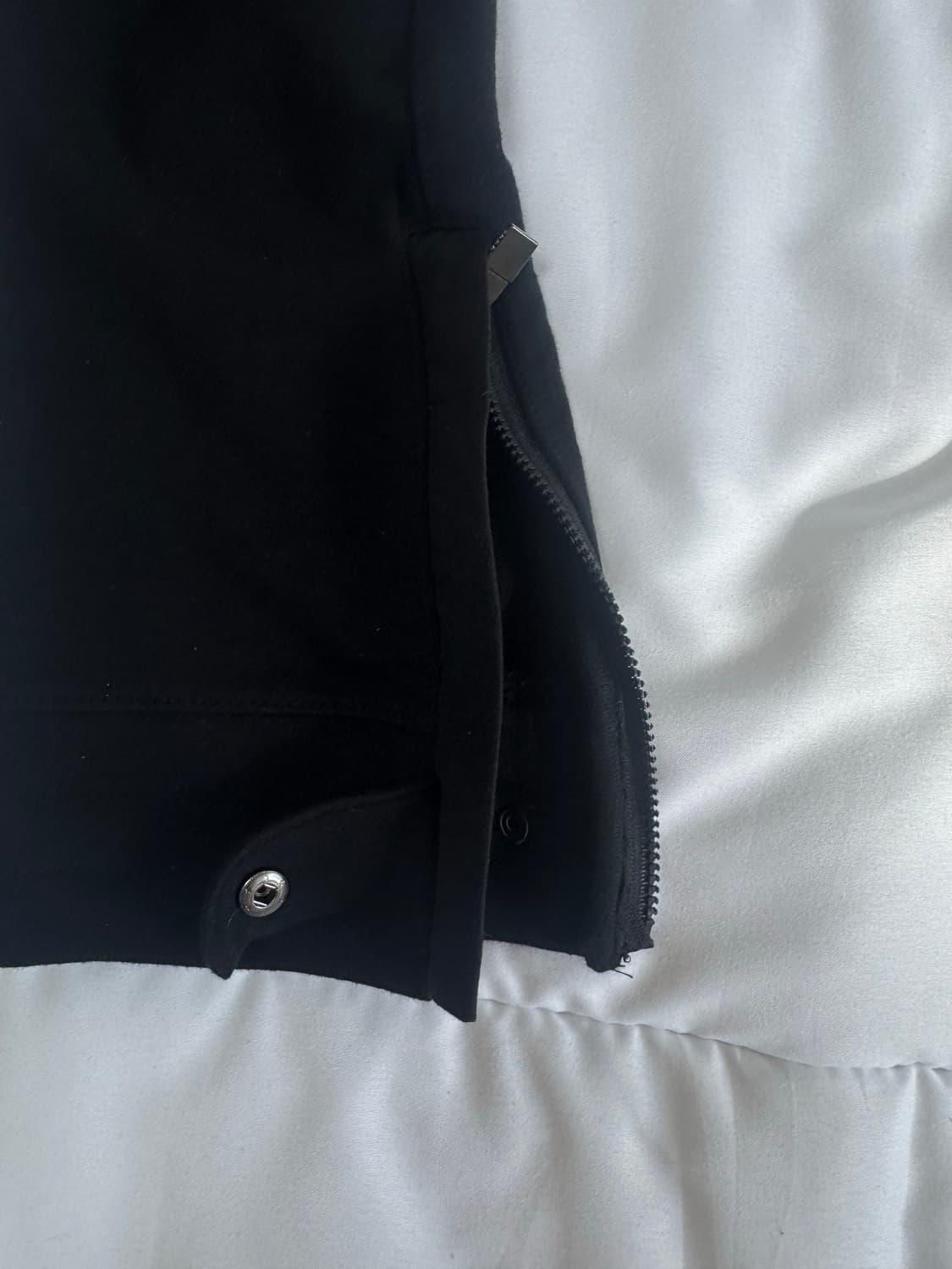 ZARA MAN 자라 블랙 무릎절개 밴딩 팬츠 XL 상품이미지6