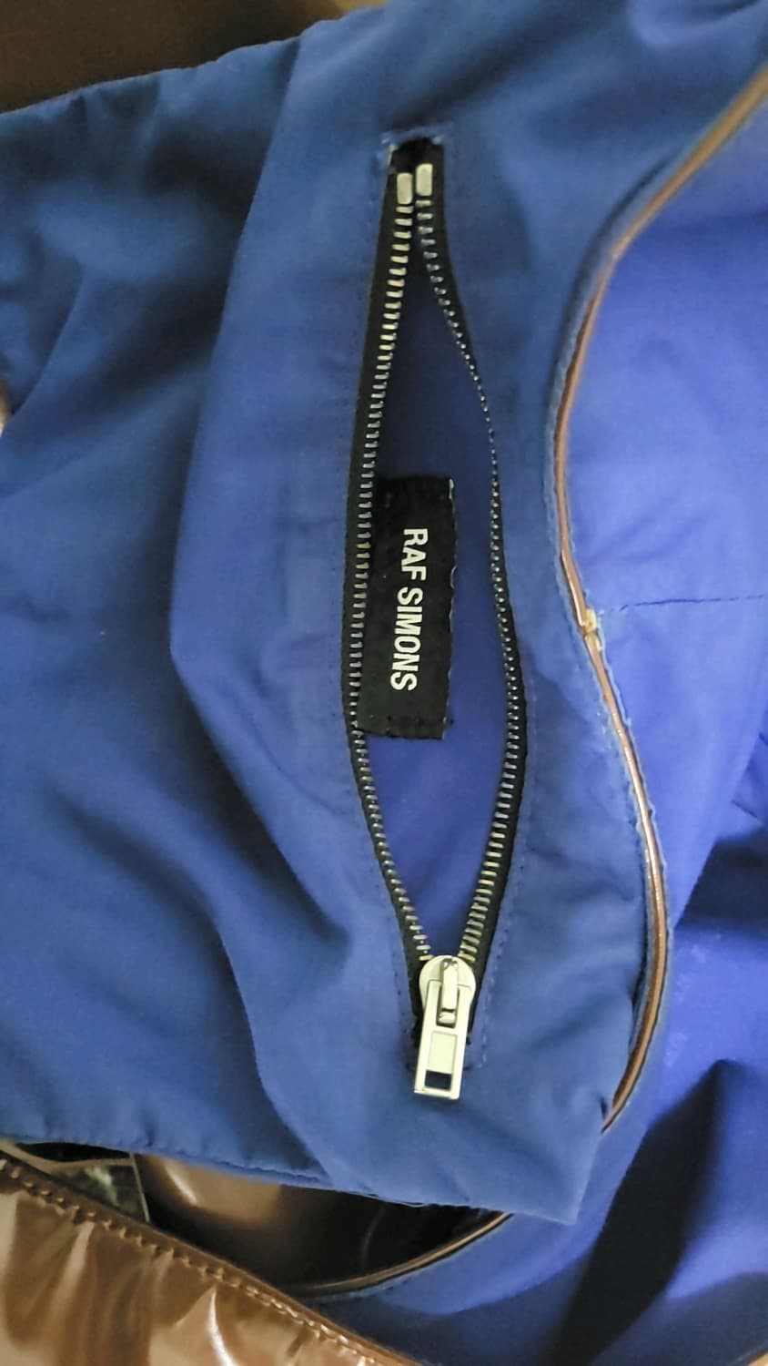 라프시몬스 18ss 트위스티드 리버시블백 상품이미지2