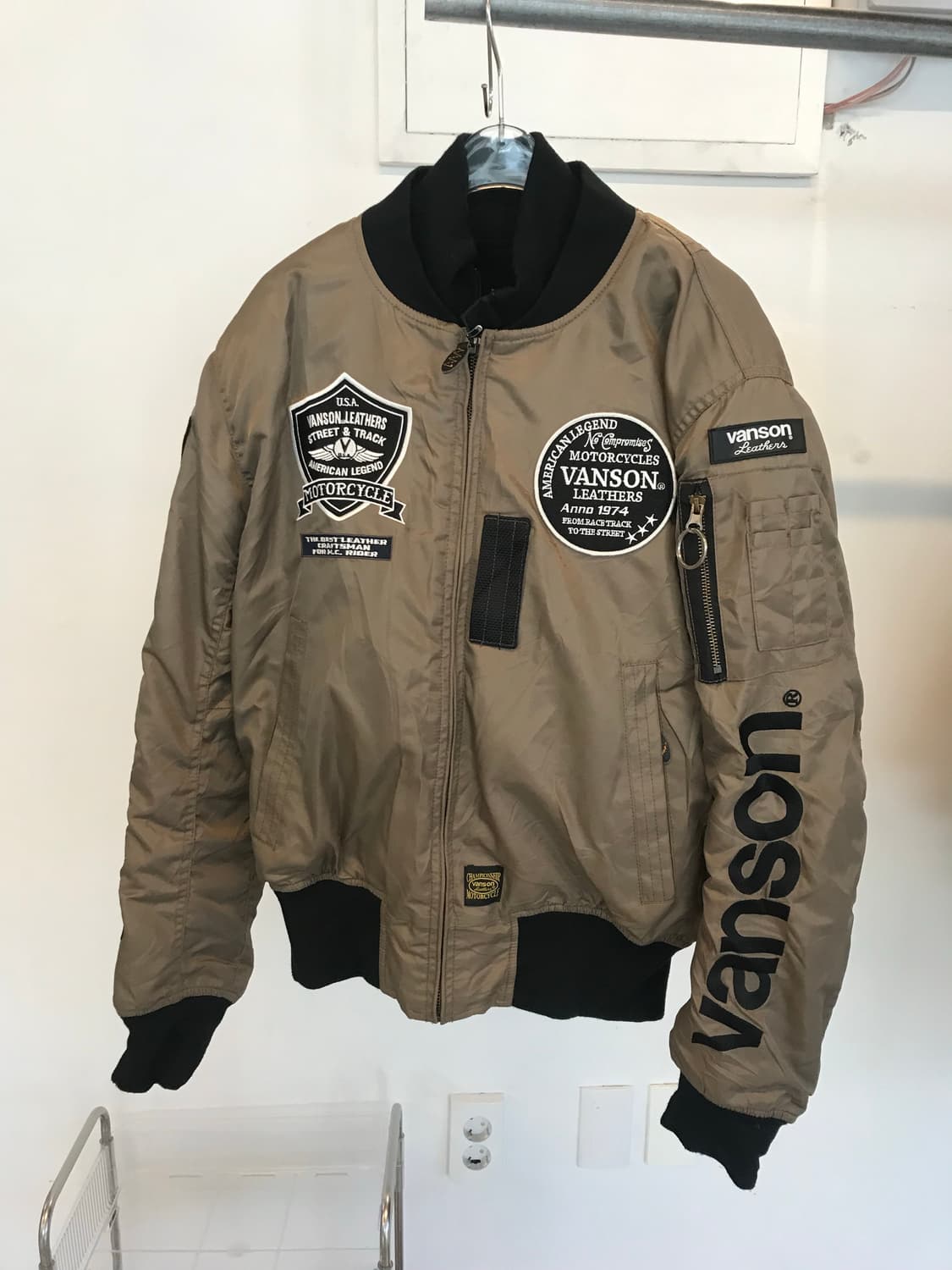 Vanson Patch Nylon Bomber Jacket 상품이미지2