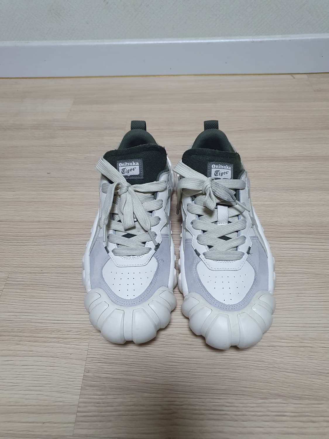 오니츠카타이거 덴티그레 스니커즈 275 상품이미지3