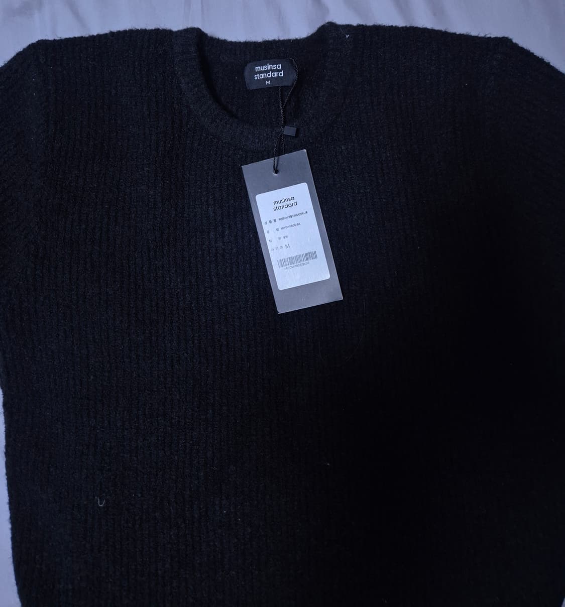 (새상품) 무신사스탠다드 우먼즈 미니 부클 리브드 반소매 니트 상품이미지1