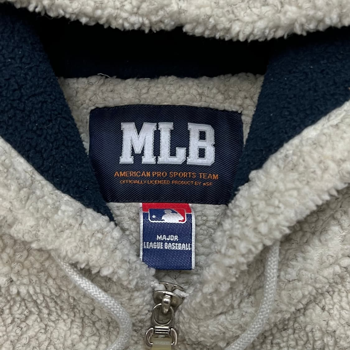 [100] MLB 양털 후드집업 상품이미지3