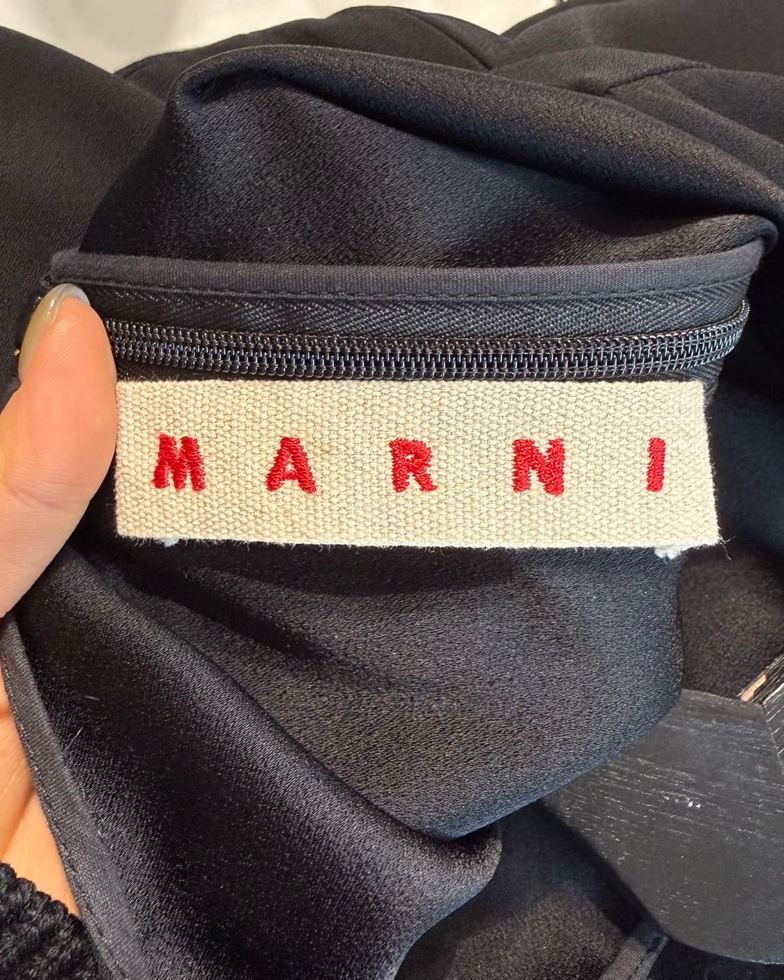 마르니 블랙 레이온 슬리브리스  상품이미지8