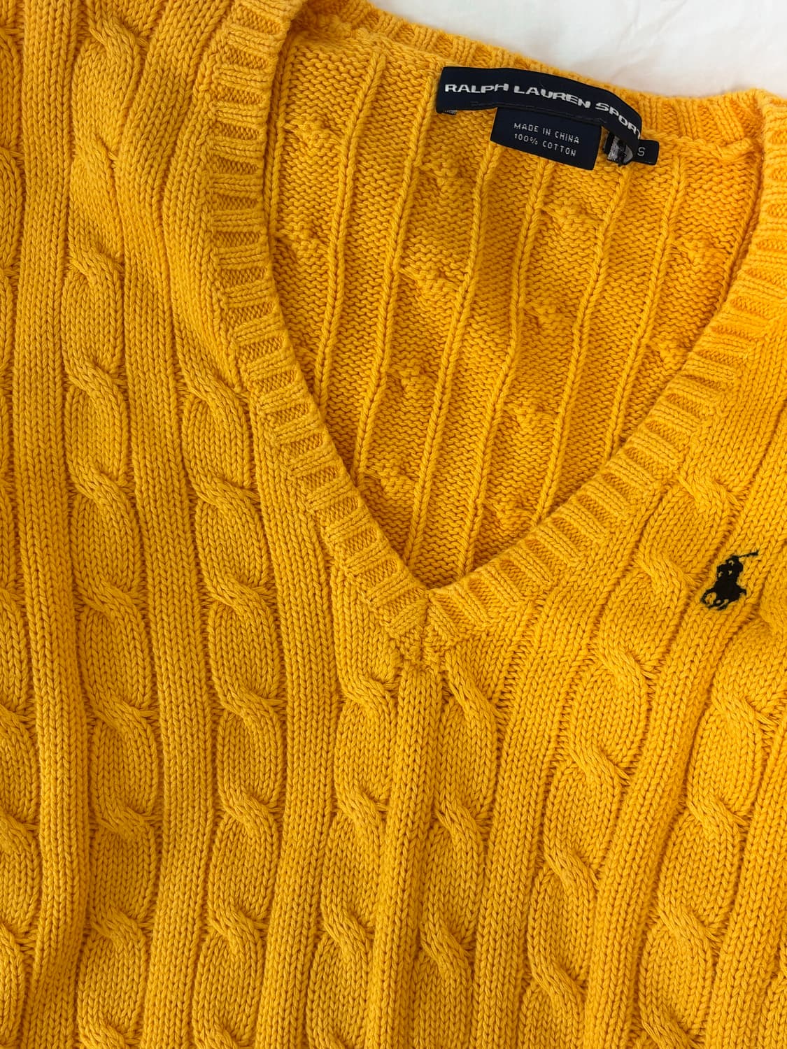 폴로 브이넥 케이블 니트 s 판매 상품이미지2