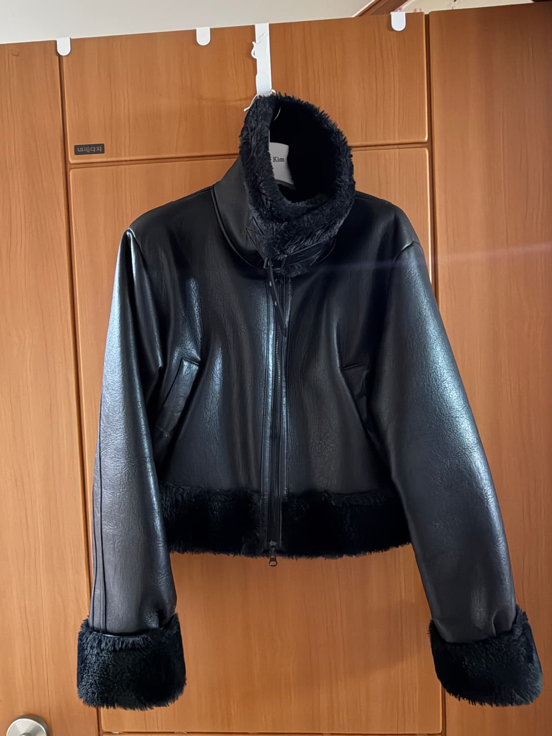 [보헴서] 하이넥 무스탕 BLACK 판매 상품이미지1