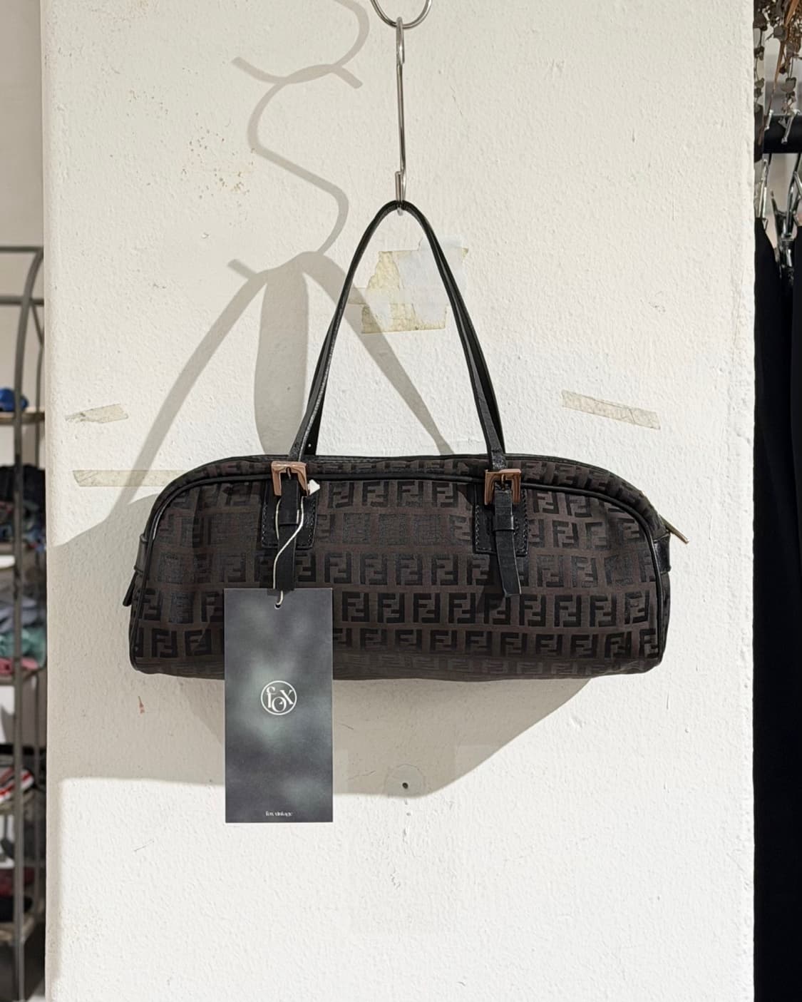 펜디 브라운 주카 모노그램 캔버스 이스트 웨스트백 상품이미지4