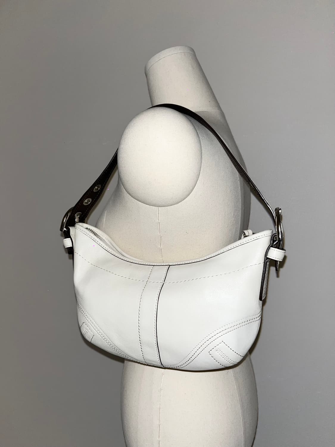 📦 Old Coach mini all white Shoulder Bag 상품이미지4