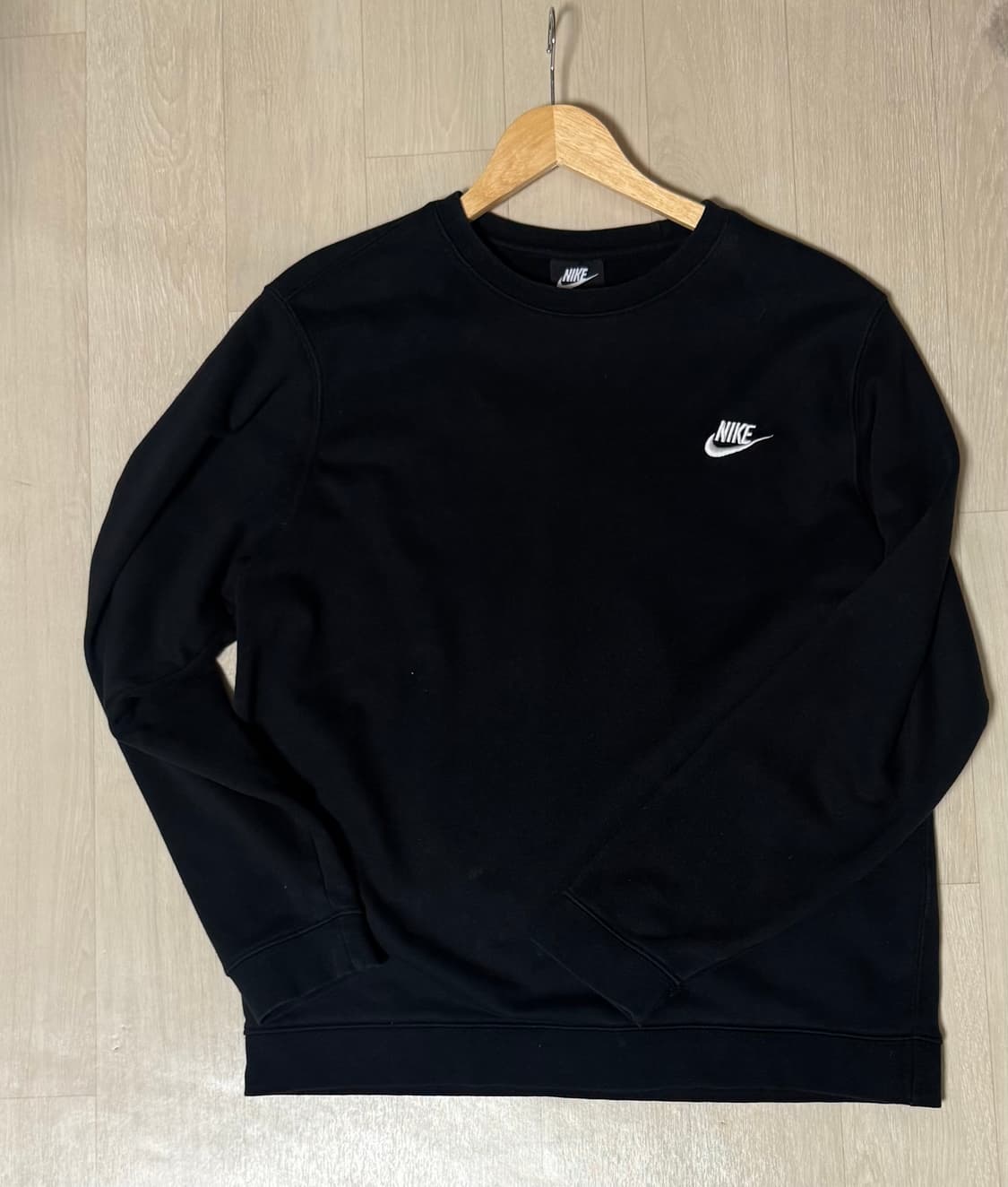 나이키 스우시 맨투맨 상품이미지1