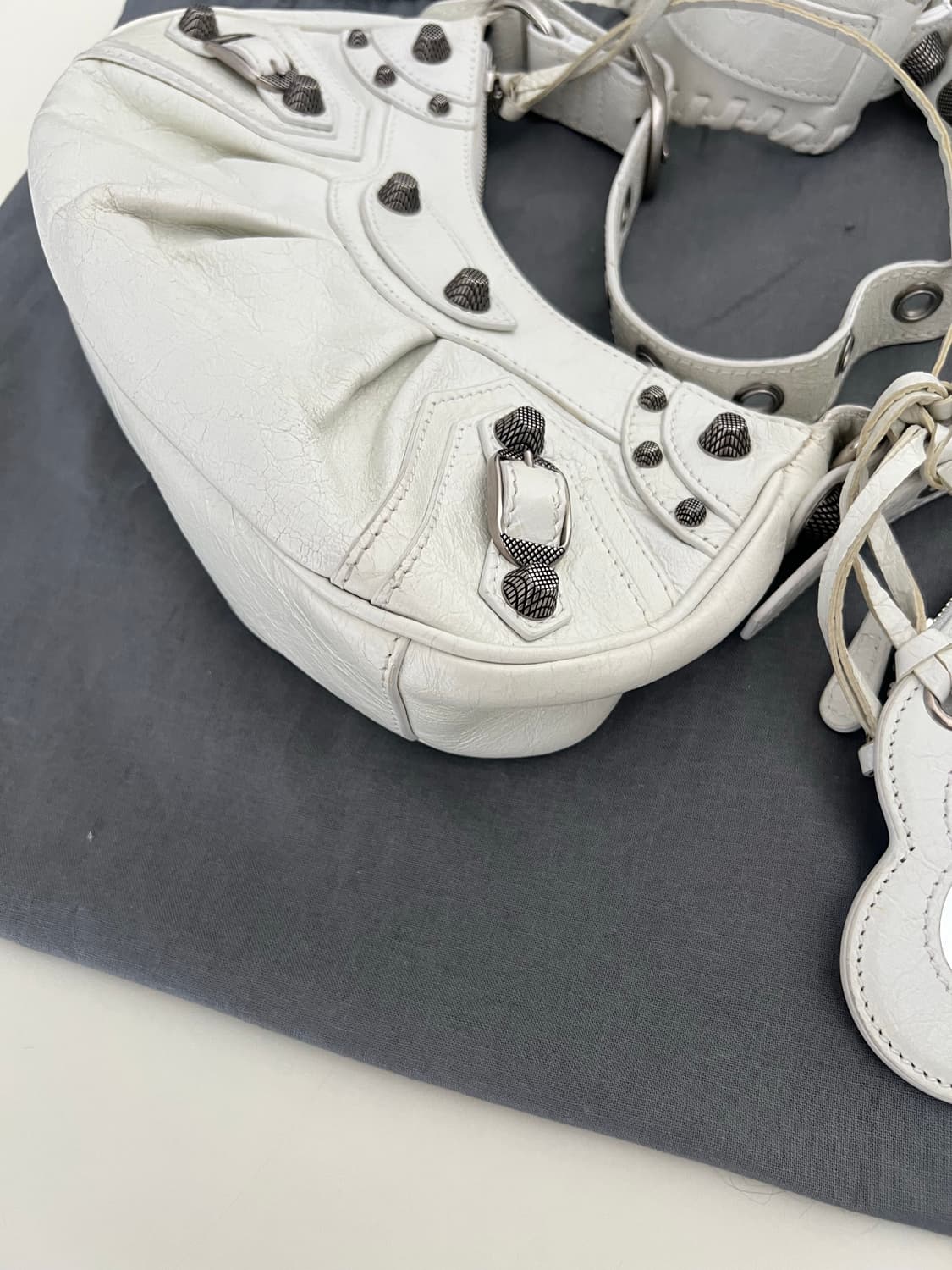 발렌시아가 르카골 xs 화이트  상품이미지4