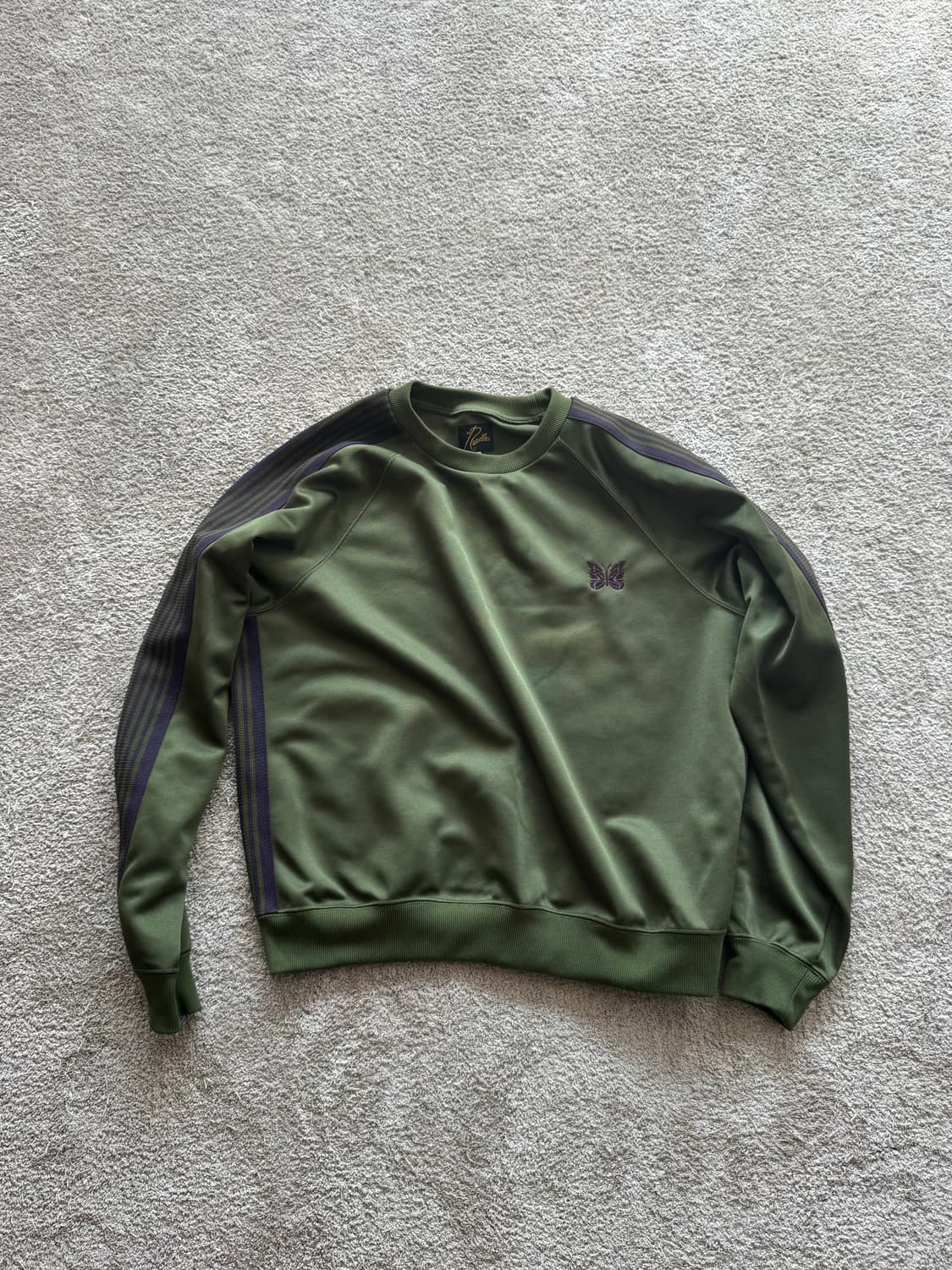 니들스 트랙 크루넥 올리브 S 상품이미지1