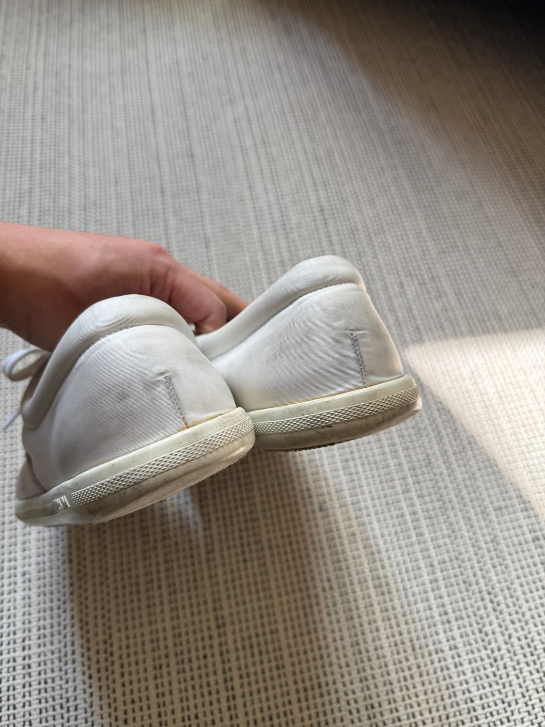 프라다 플랫 스니커즈 상품이미지5