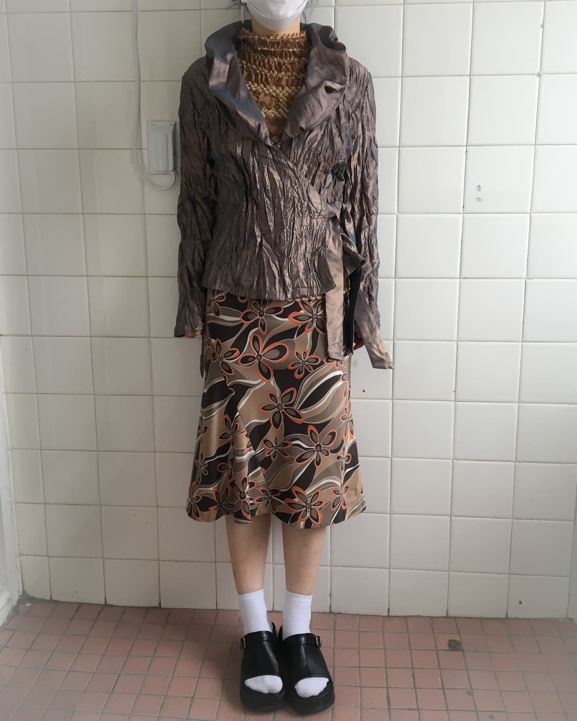 Tied wrap glossy pleats jacket 상품이미지1