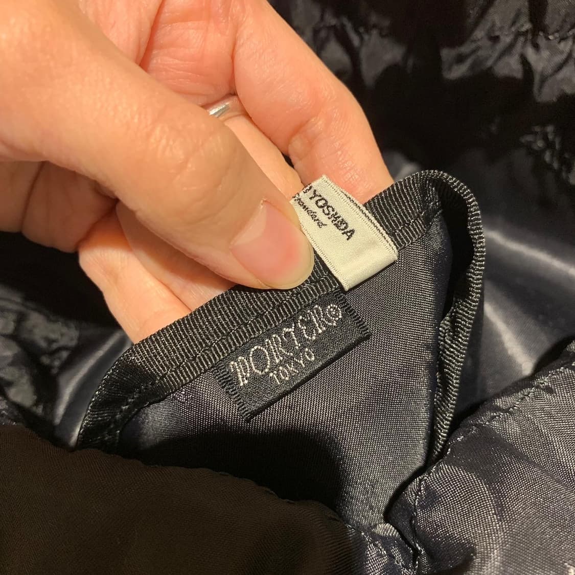 포터 레터링 로고 패턴 크로스백 상품이미지7