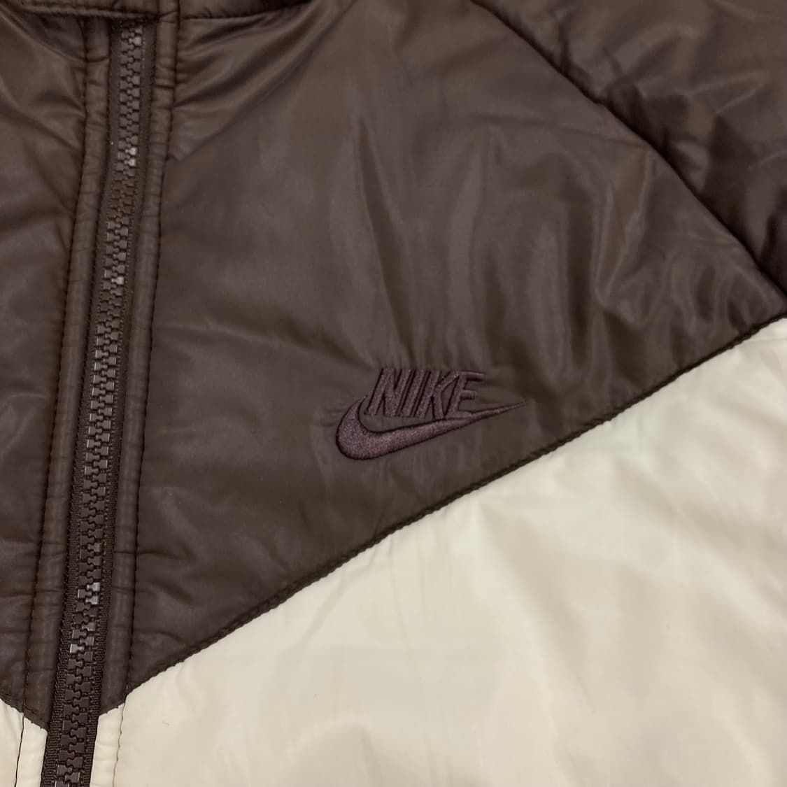나이키 00s 브라운 배색 숏 패딩 상품이미지2