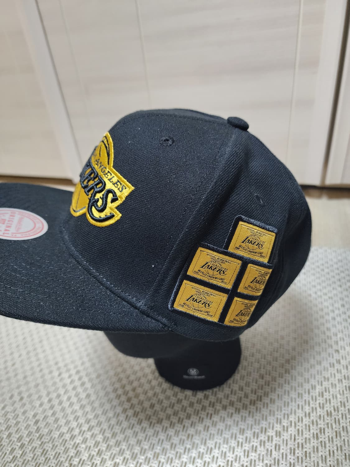  미첼앤네스 로스앤젤레스 레이커스 코비 브라이언트 챔피언 824 스냅백 상품이미지3