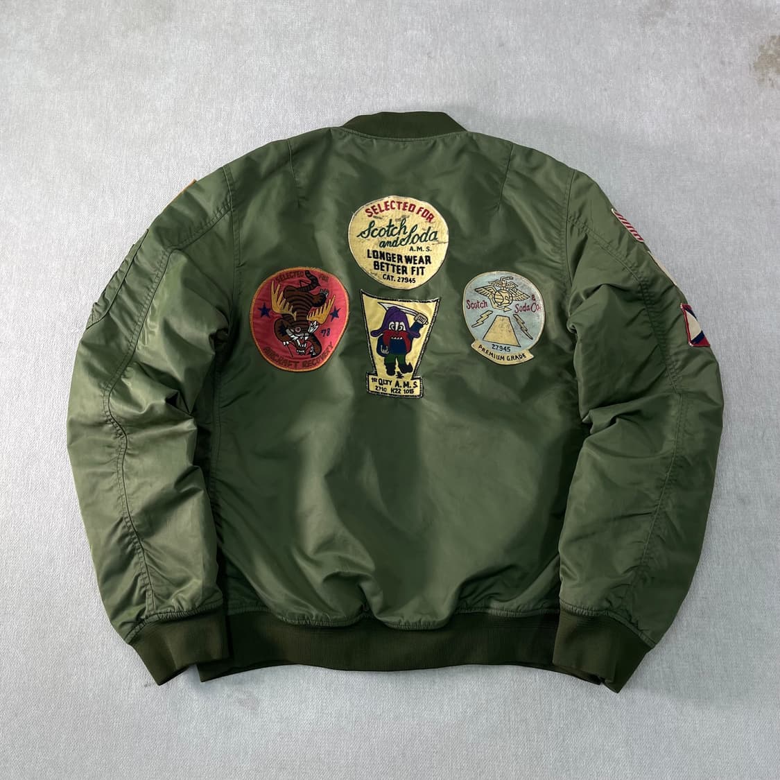 100 아메리칸 빈티지 패치워크 MA-1 자켓 상품이미지2