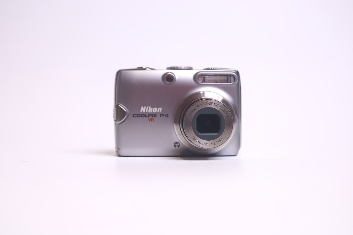 니콘 쿨픽스 P4 (이체 시 할인) 상품이미지1