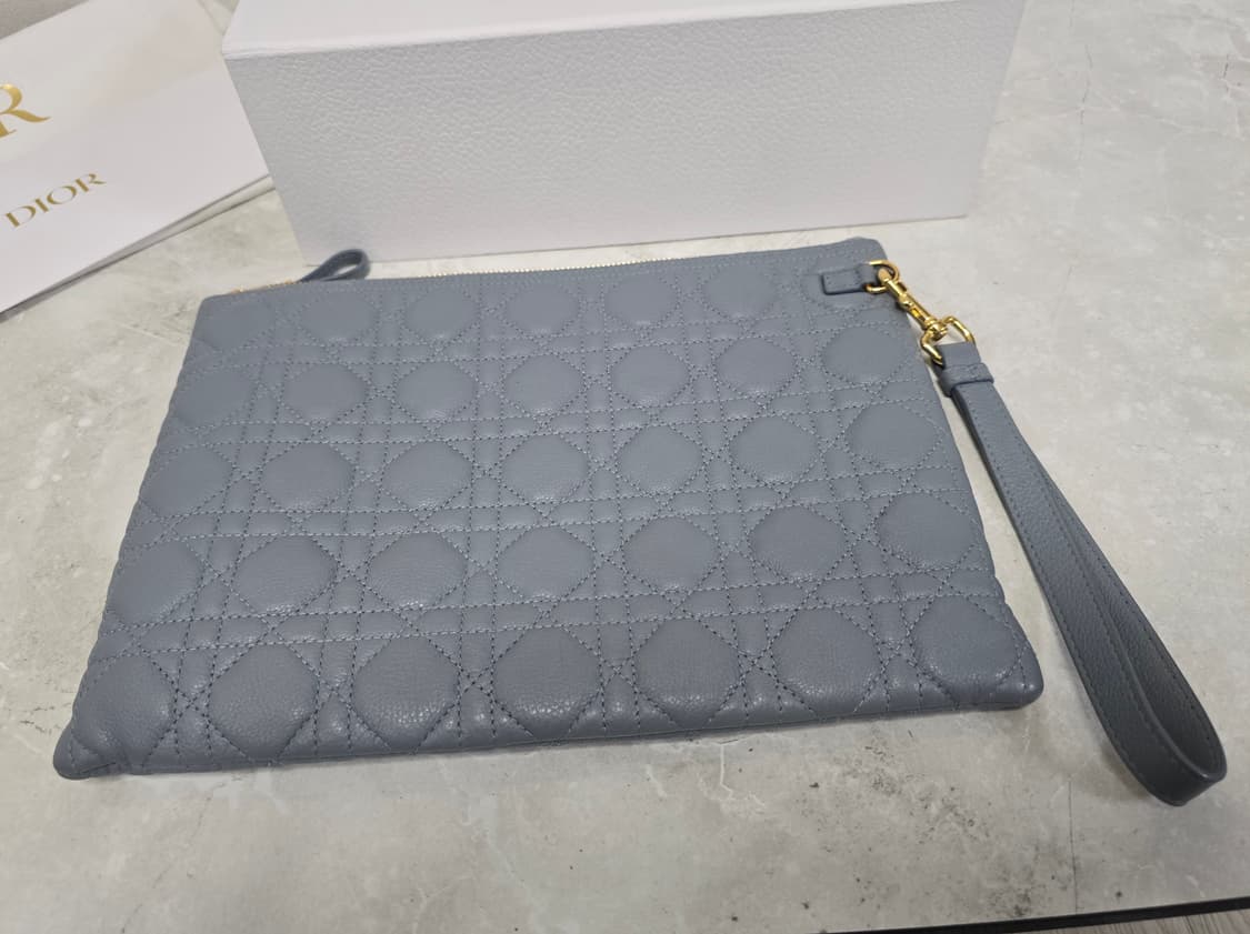 디올 카로 파우치 CD 로고 클러치 라지 판매 상품이미지4