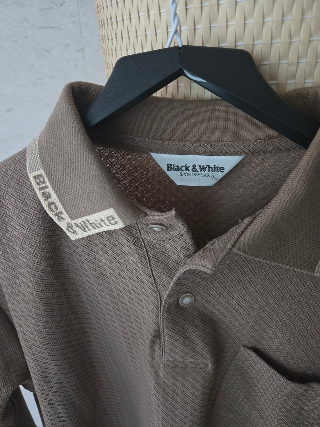 블랙앤화이트 긴팔 카라티   상품이미지2