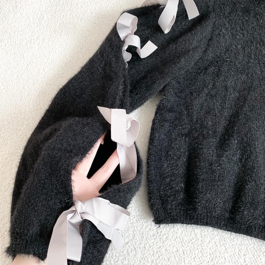 블랙 러블리 퍼 리본트임 니트 상품이미지2