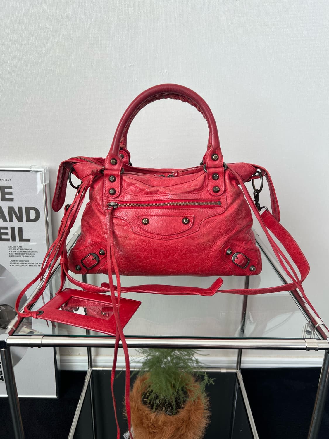 발렌시아가 모터백 상품이미지1