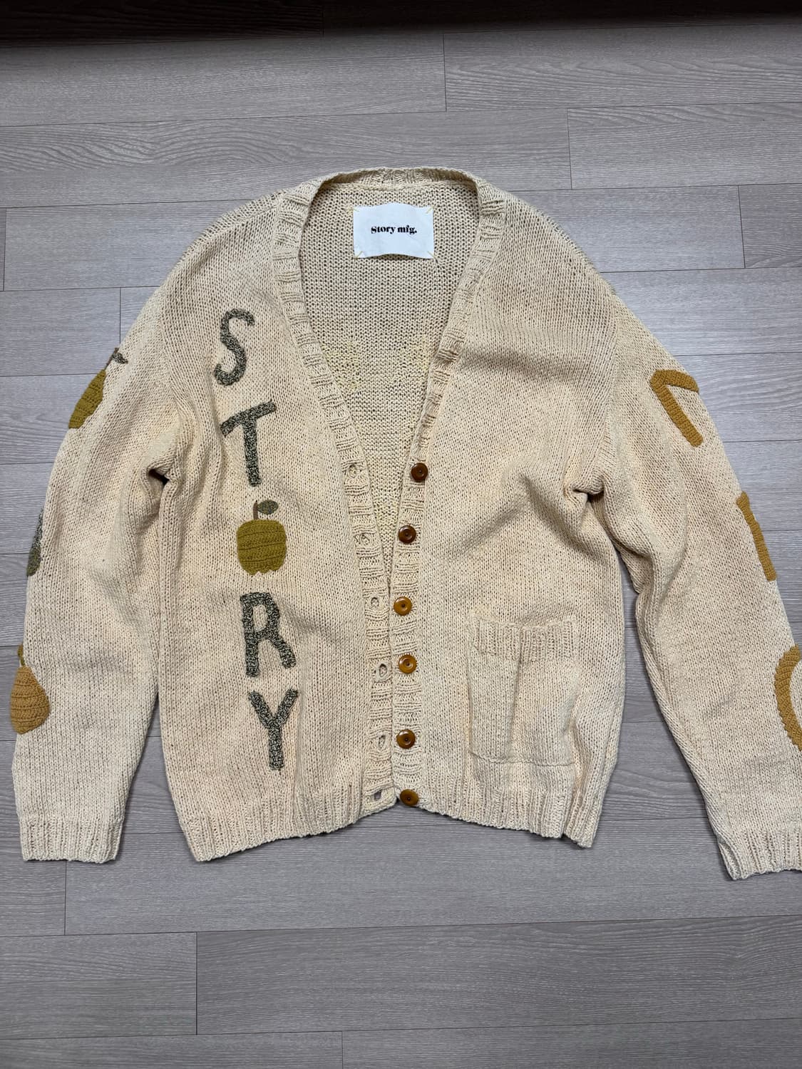 STORY MFG 스토리mfg 트윈선 아플리케 디테일링 가디건 옐로우 M 상품이미지1