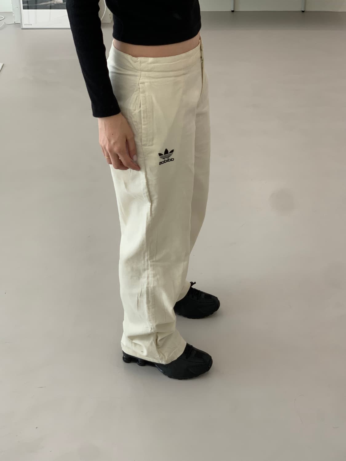 아디다스 코듀로이 스트레이트 팬츠 S 상품이미지1