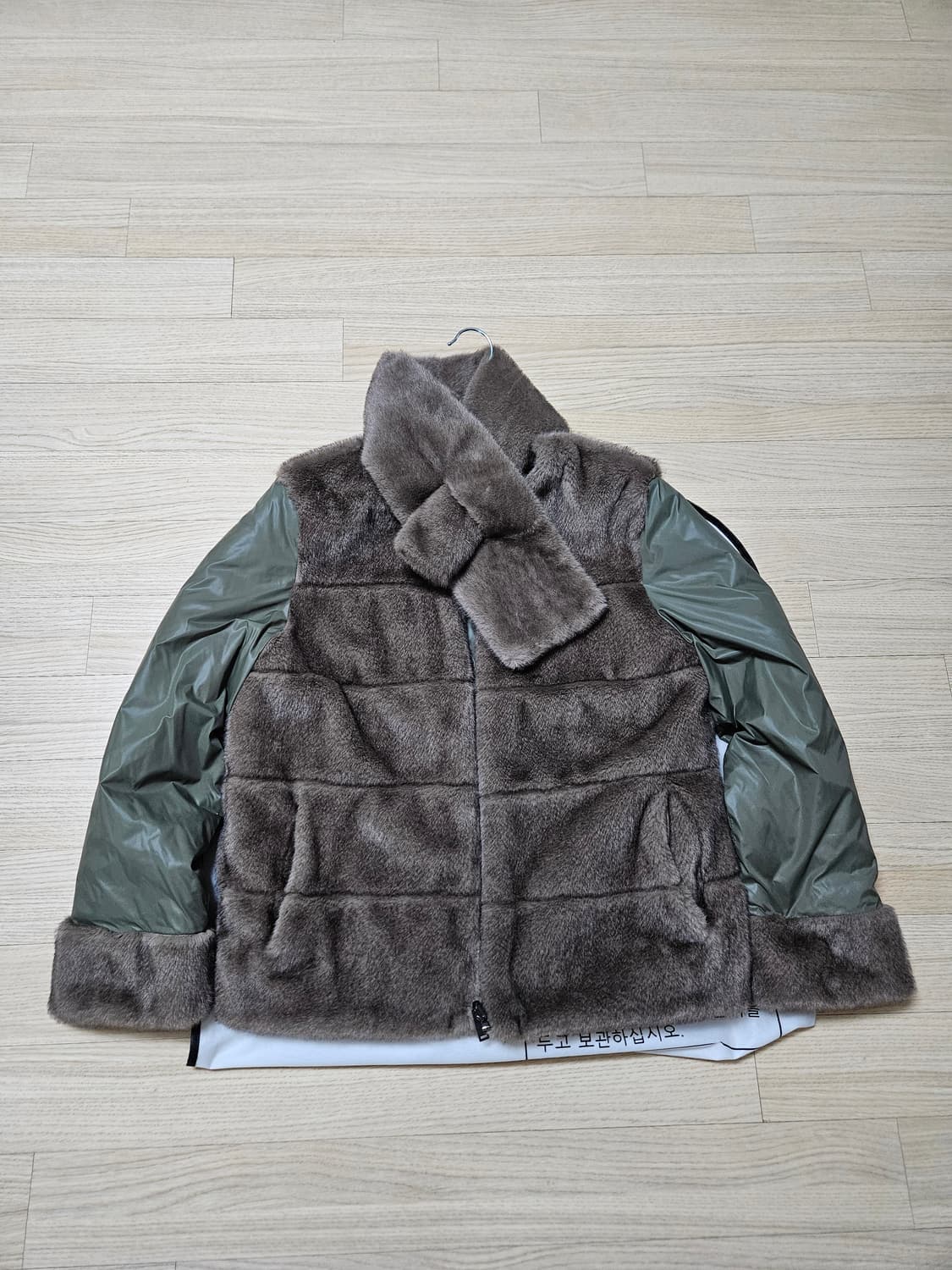 셀렙샵에디션의 FAUX밍크 헝가리구스다운 카키 상품이미지2